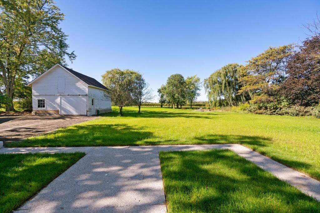 Waterfront Niagara-On-The-Lake Farmhouse On A Vineyard Villa Buitenkant foto