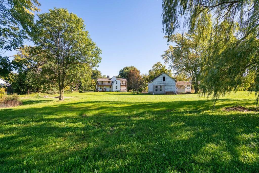 Waterfront Niagara-On-The-Lake Farmhouse On A Vineyard Villa Buitenkant foto